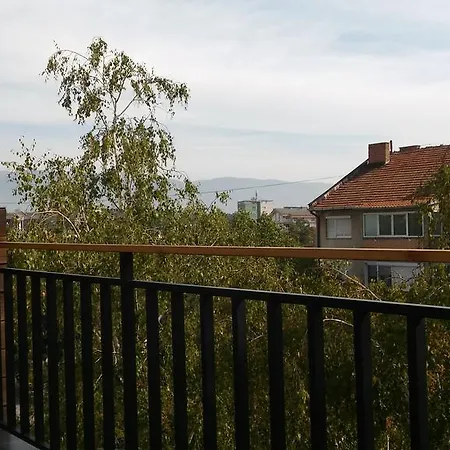Rooftop Near Town Centre Üsküp